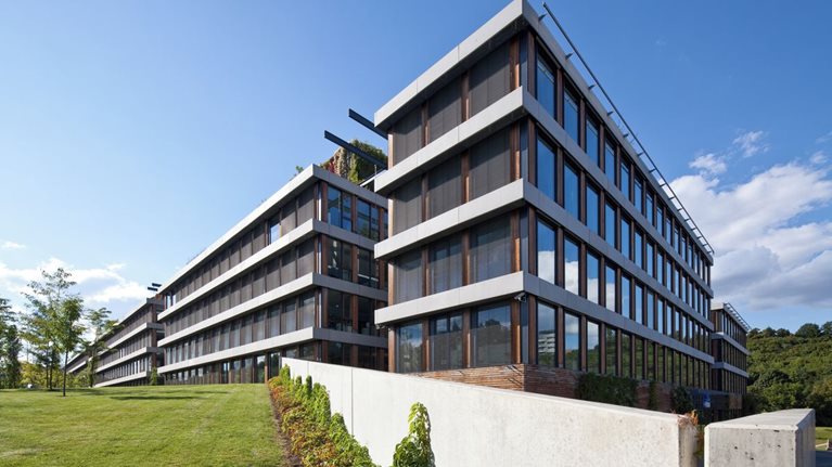 Pitstop ve světě financí: Jak Aricoma provedla skupinu ČSOB úspěšnou migrací na SAP S/4HANA hero image