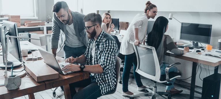 Top AI funkcionality v Dynamics 365 Sales, o kterých potřebujete vědět hero image