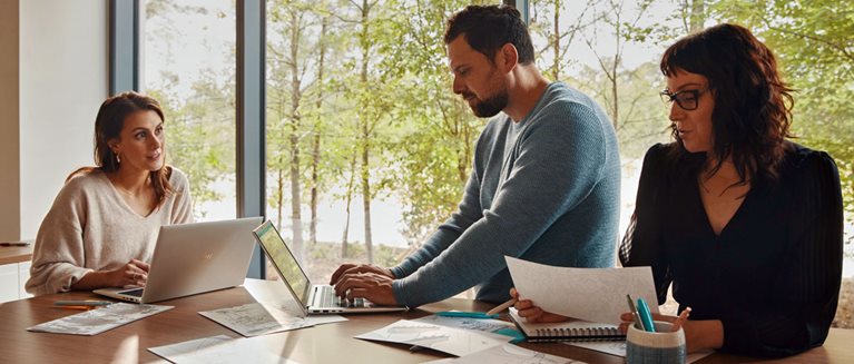 Revolučné riešenie pre hybridnú prácu. Novinky od spoločnosti HP. hero image