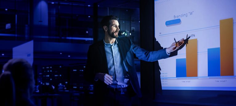 Vzdělávejte své zaměstnance s finanční podporou projektu NPO – DIGI pro firmu hero image