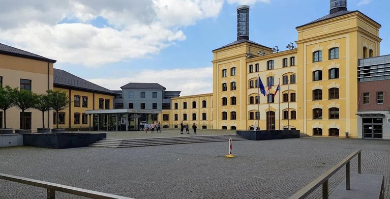 Královéhradecký kraj posílil ochranu dat pomocí kybernetického trezoru hero image