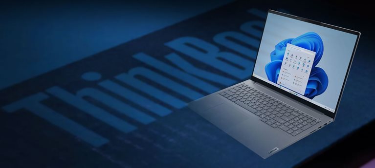 Speciální nabídka krátce používaných notebooků hero image