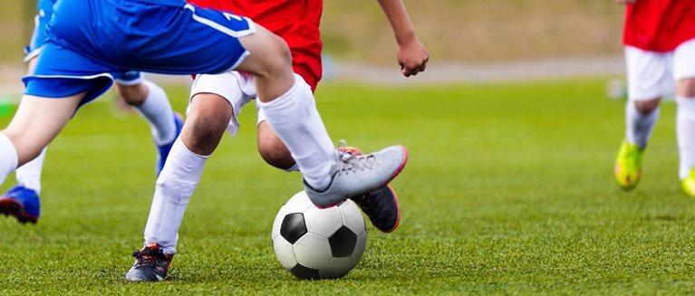 Školením uživatelů eliminujme novou taktiku kybernetických útoků. Jako ve fotbale. hero image