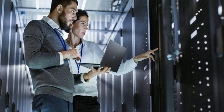 Ďalšia generácia serverov DELL hero image