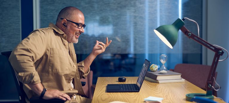 Rozlúčka s Windows 10: Pripravte sa na éru AI s HP hero image