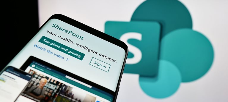Microsoft ruší klíčové funkce SharePointu: je vaše DMS připraveno na změnu? hero image
