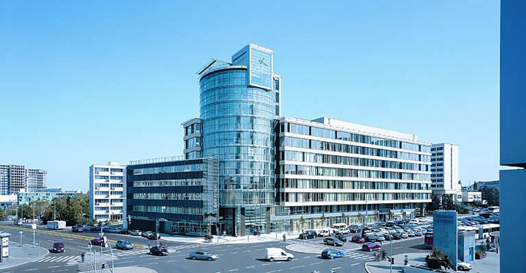 Successful tenant to tenant migration of Microsoft 365 to the Erste Group environment hero image