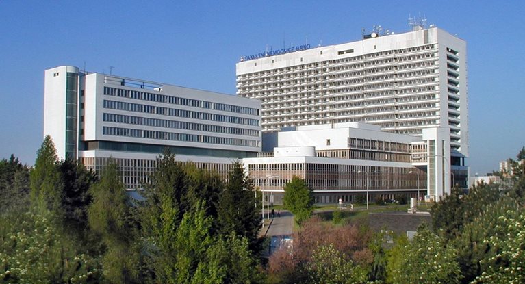 Chytřejší cesta pro rozvoj IT systémů Fakultní nemocnice Brno se službou HPE GreenLake hero image